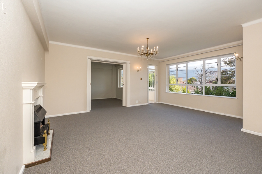 To Let 3 Bedroom Property for Rent in Kenilworth Upper Western Cape